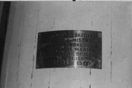 [Placa en Homenaje a Gabriela Mistral]  [fotografía].