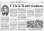 El poeta recorrió los liceos  [artículo] Leandro muñoz.
