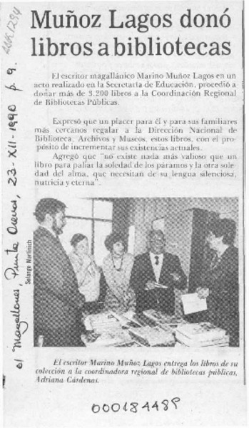 Muñoz Lagos donó libros a bibliotecas  [artículo].