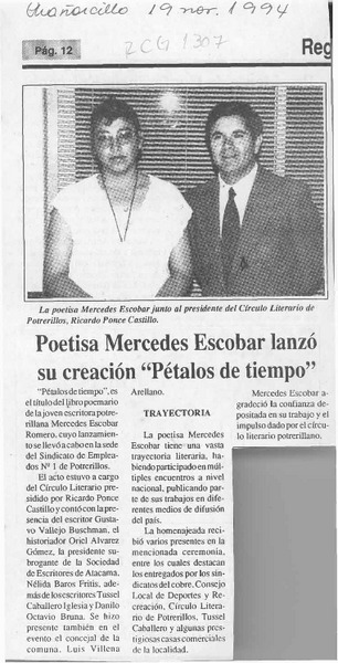 Poetisa Mercedes Escobar lanzó su creación "Pétalos de tiempo"  [artículo].