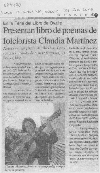 Presentan libro de poemas de folclorista Claudia Martínez.