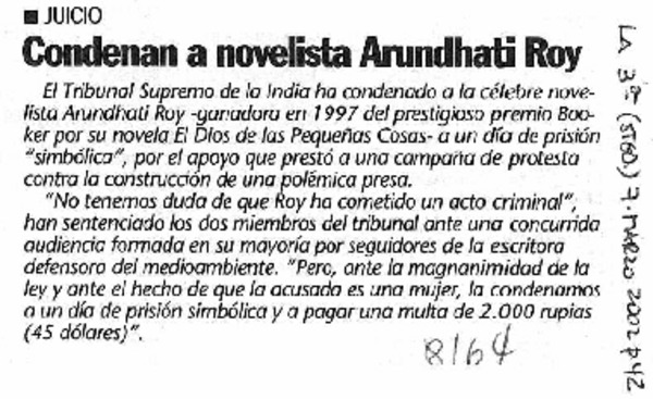 Condenan a novelista Arundhati Roy.