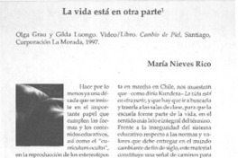 La vida está en otra parte  [artículo] María Nieves Rico