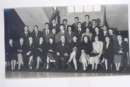 [Guillermo Feliú Cruz, primera fila al centro, 3 de Septiembre de 1949]