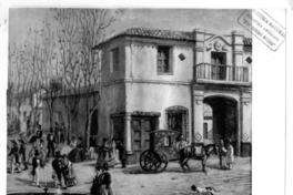 [Plaza y construcciones de la colonia, con personas de vestimentas elegantes, junto a una fuente, y a un carruaje; pintura titulada "Paseo de las Calezas en Santiago en el año 1850"]