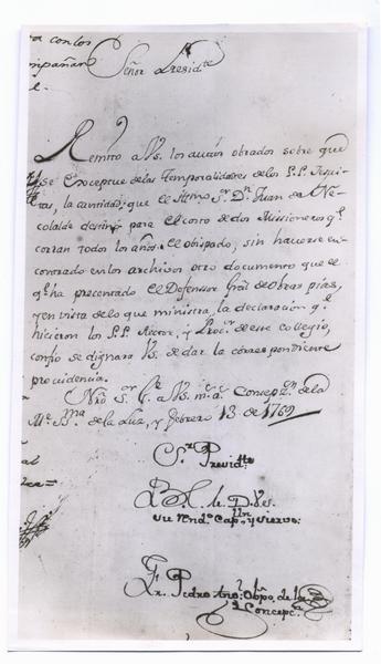 [Carta manuscrita firmada por el Obispo de la Concepción, entre otros, fechada el 13 de febrero de 1769]