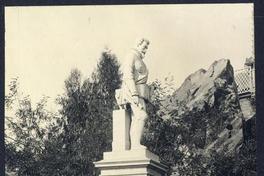 [Estatua de Pedro de Valdivia]