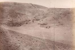 [Cerros donde se divisa fosa común tras la Batalla de San Juan de Miraflores, 1881]