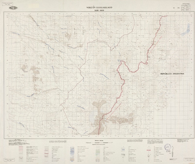 Volcán Llullaillaco 2430 - 6820 [material cartográfico] : Instituto Geográfico Militar de Chile.