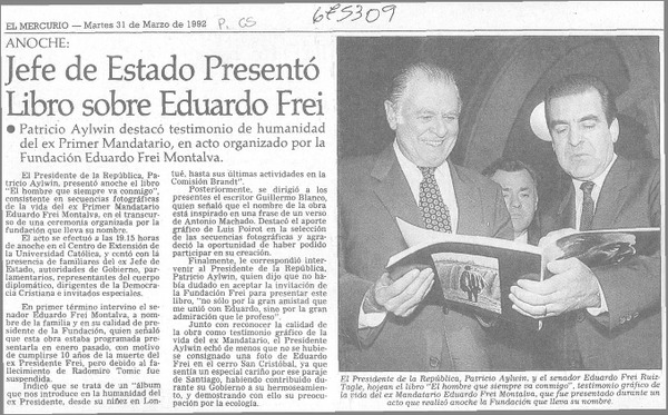 Jefe de Estado presentó libro sobre Eduardo Frei.